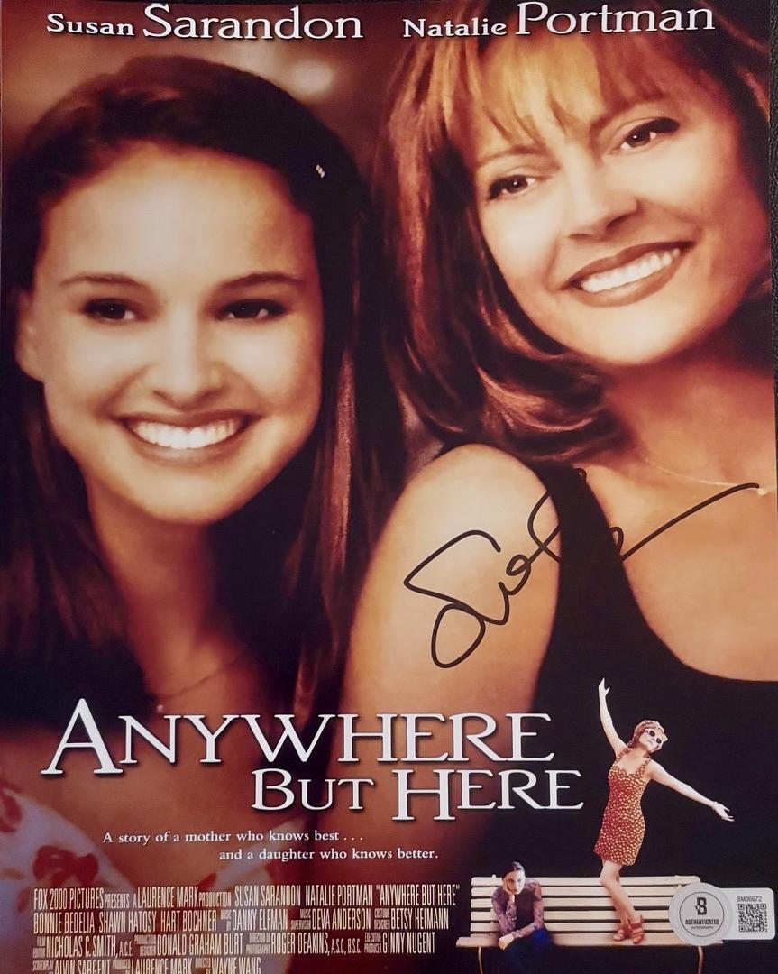 Susan Sarandon Signed 8x10 Photo (Anywhere but Here) - Beckett COA